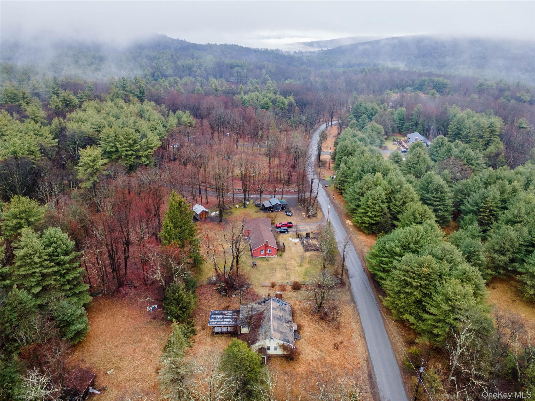 Single Family Sheldon Hill  Ulster County, NY 12461, MLS-945931-7