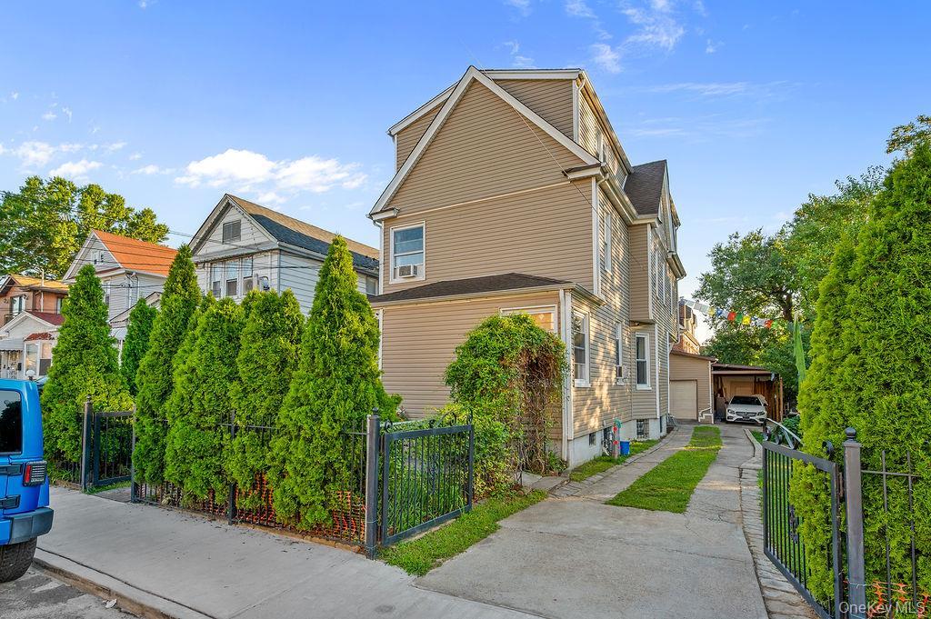 Single Family Humphreys Queens, NY 11369, MLS-945941-2