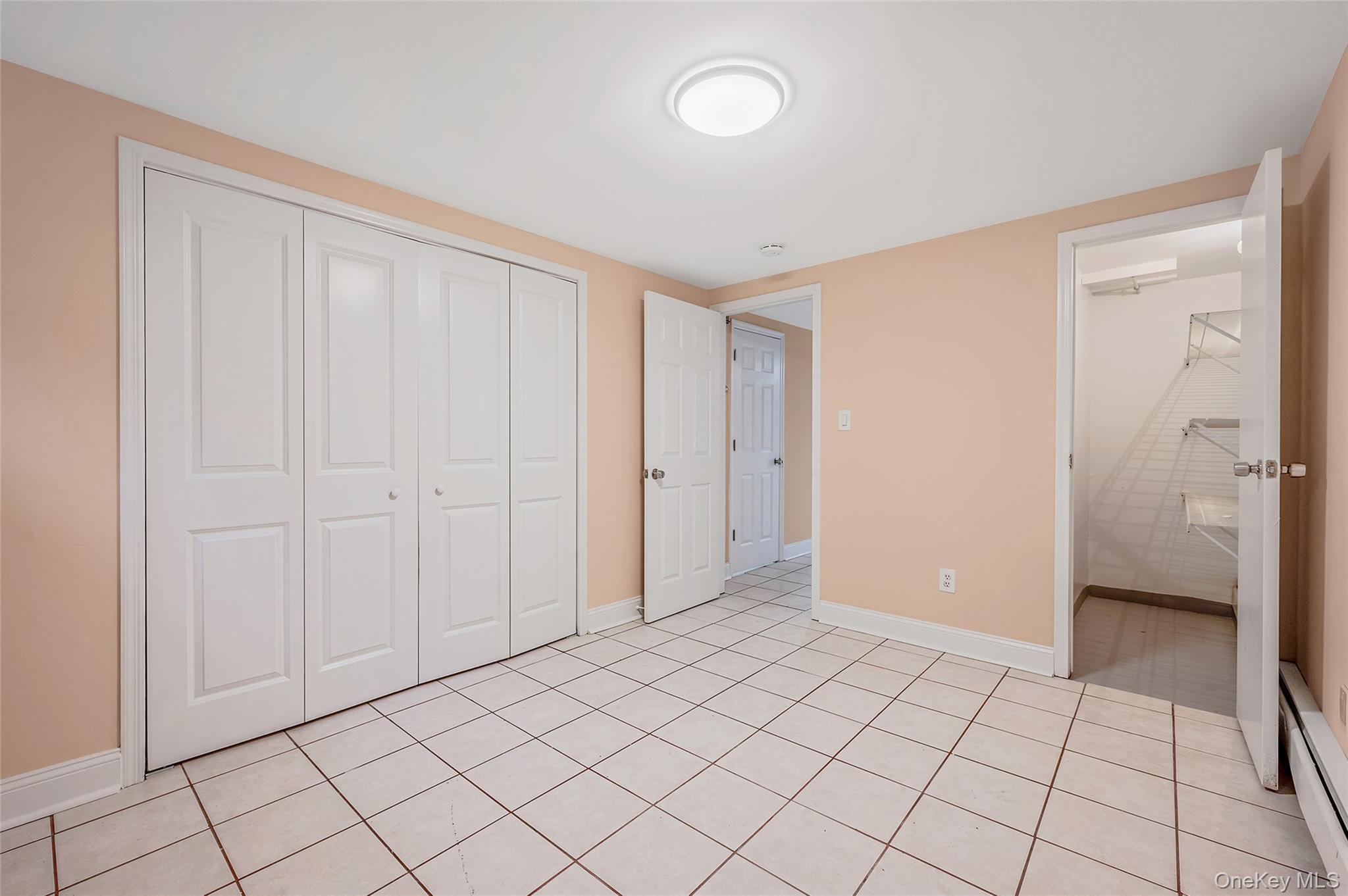 Single Family 70th  Queens, NY 11378, MLS-945960-23