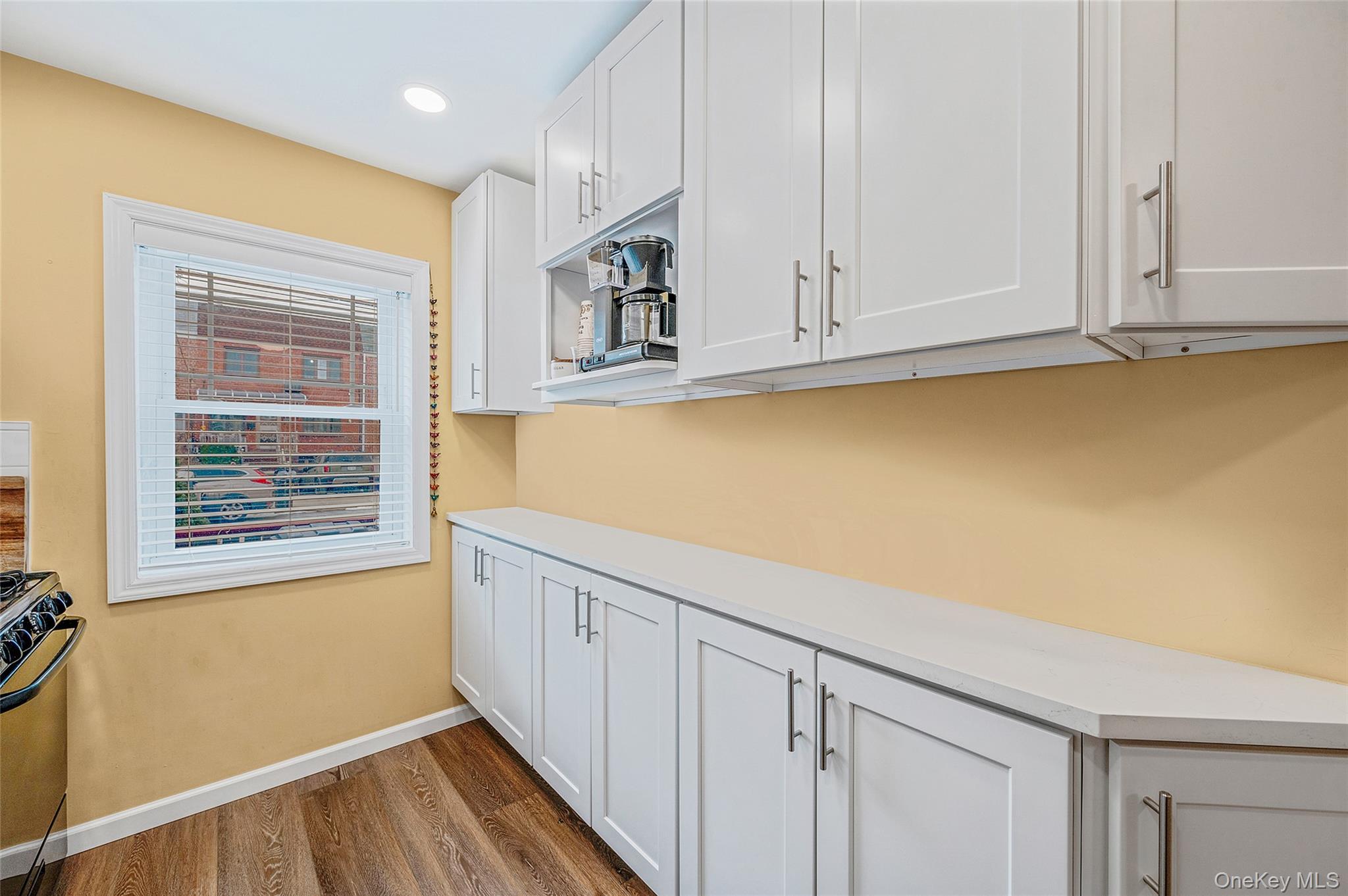 Single Family 70th  Queens, NY 11378, MLS-945960-6