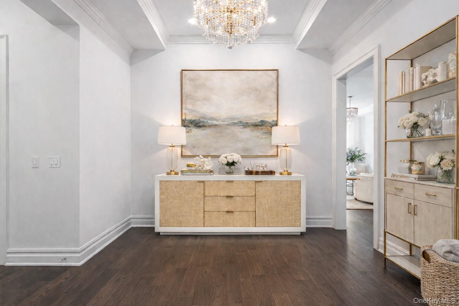 Condo Royal  Nassau County, NY 11040, MLS-945970-2