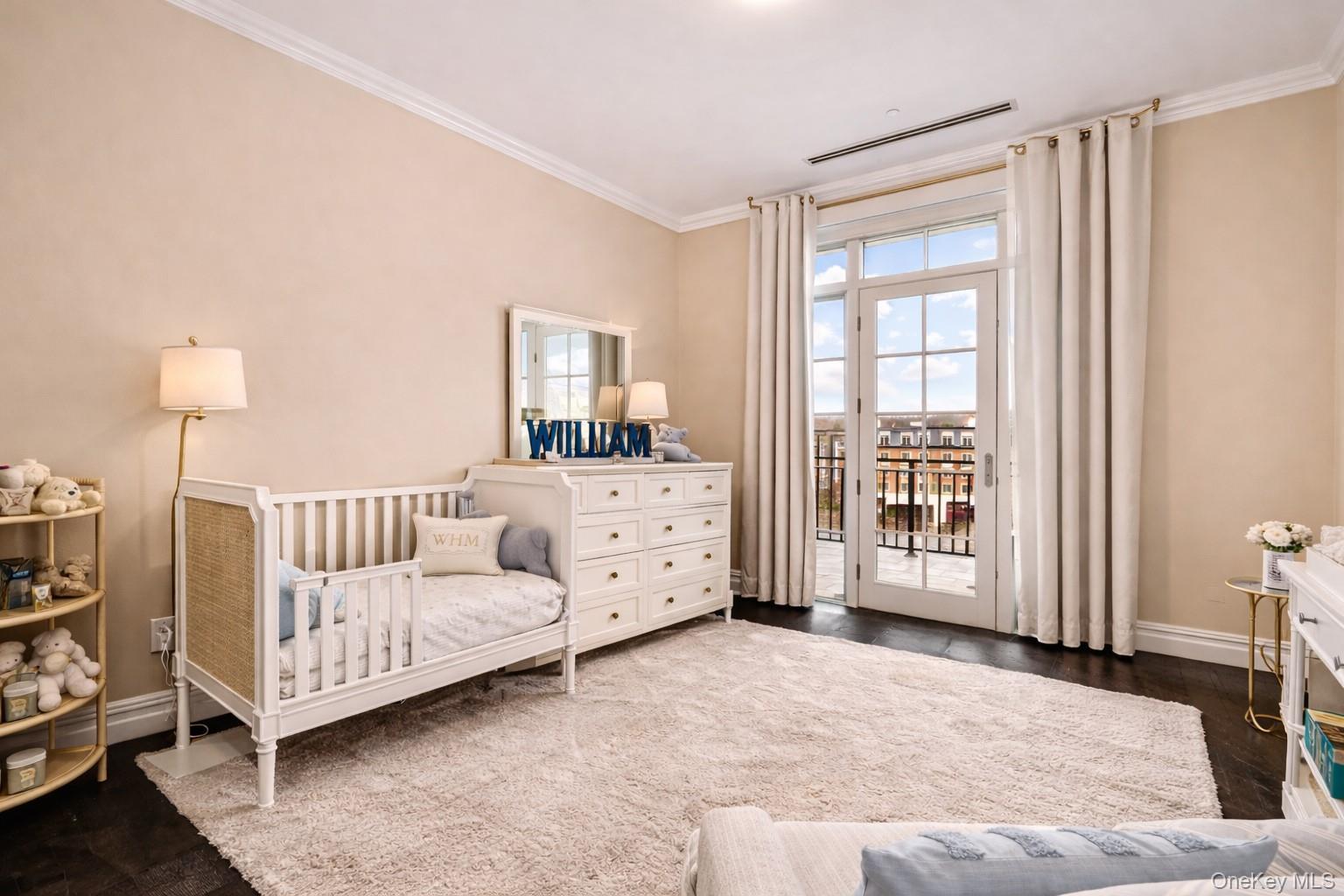 Condo Royal  Nassau County, NY 11040, MLS-945970-6