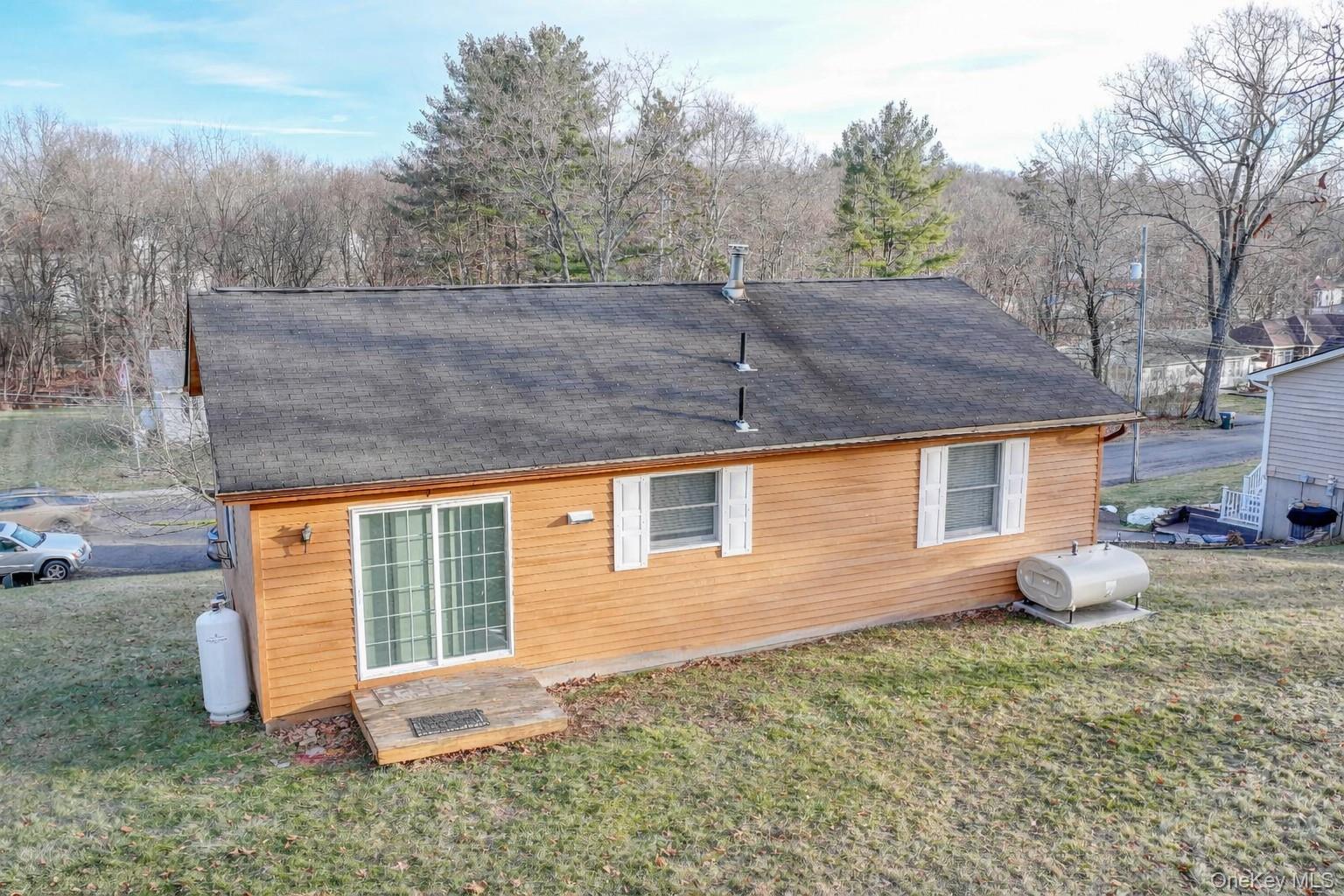 Single Family Oakland  Orange County, NY 12586, MLS-945980-8