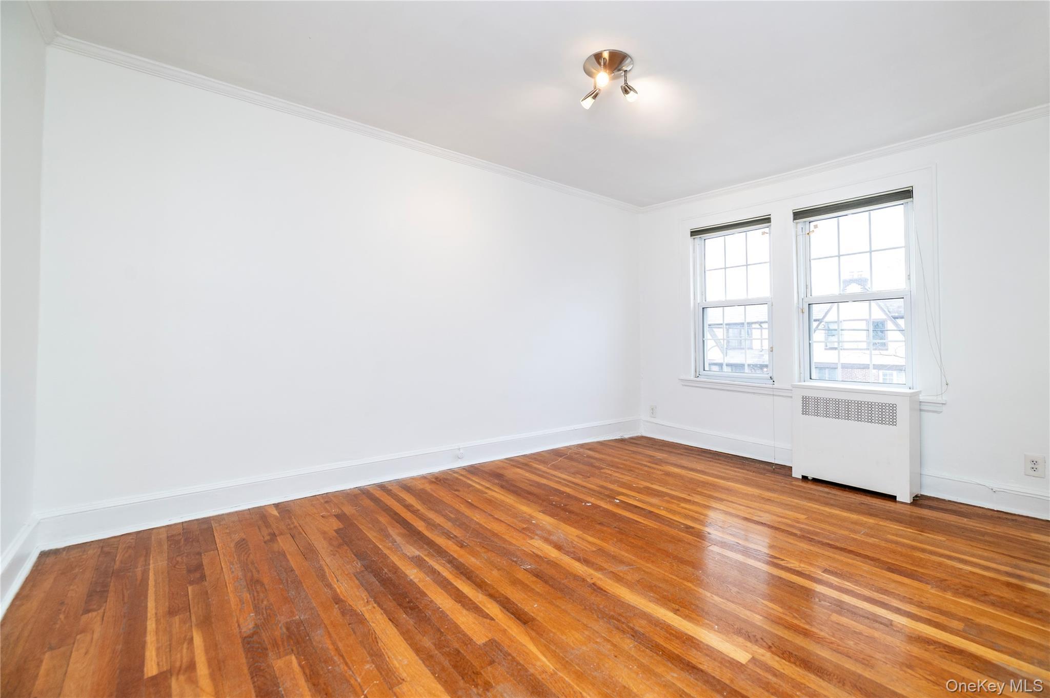 Single Family Exeter  Queens, NY 11375, MLS-946011-10