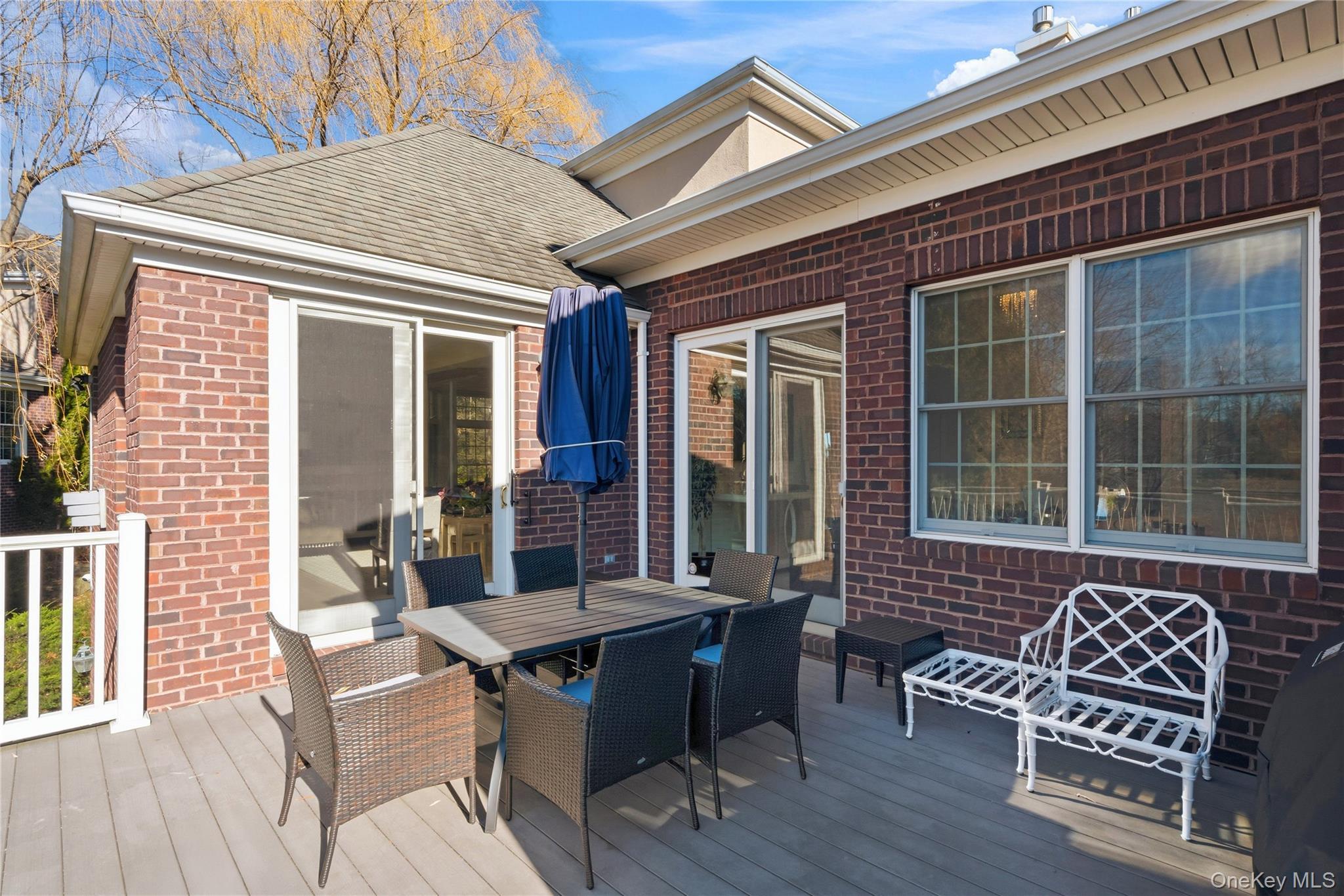 Condo Hathaway  Nassau County, NY 11030, MLS-946048-22