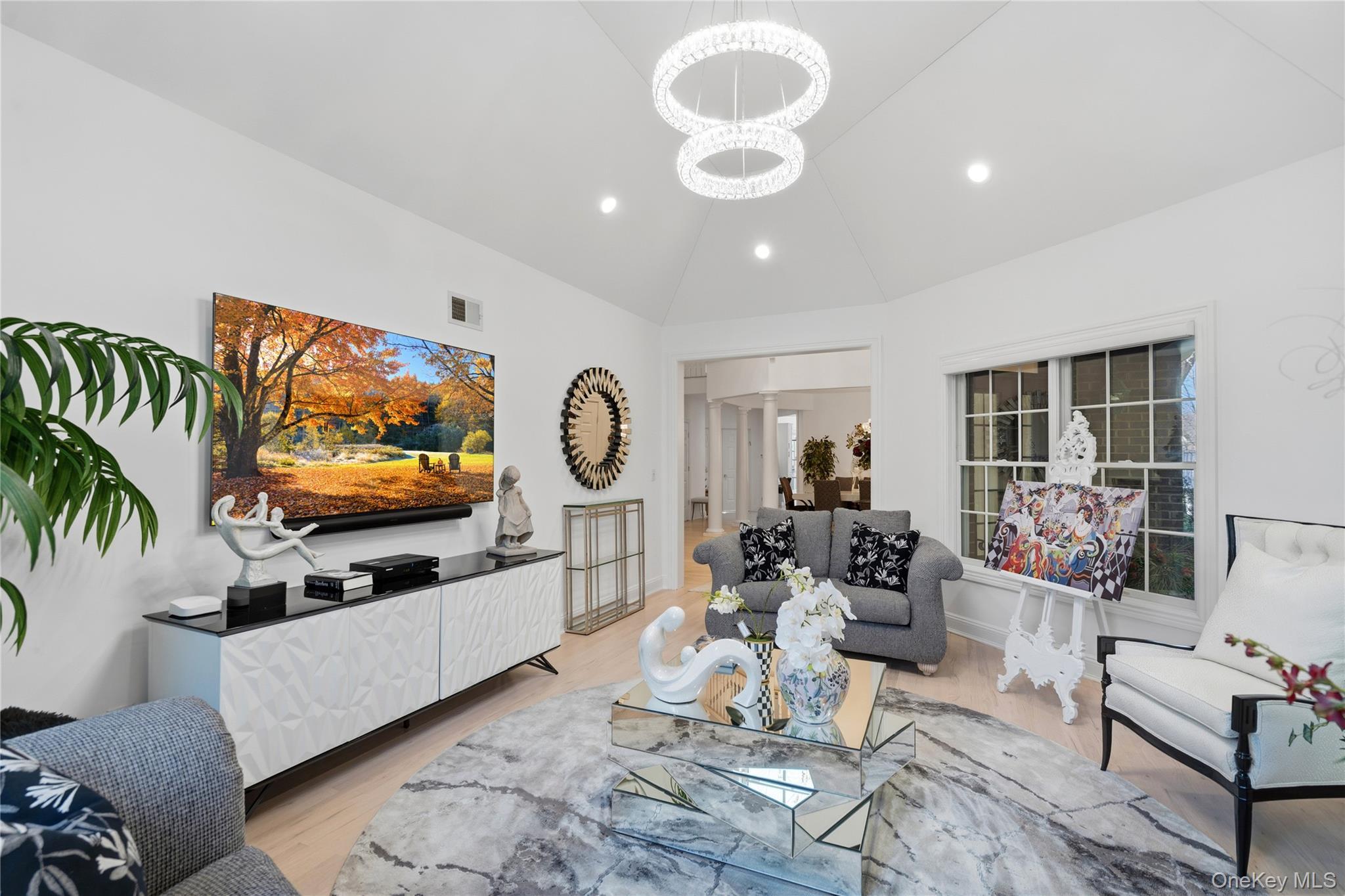 Condo Hathaway  Nassau County, NY 11030, MLS-946048-5