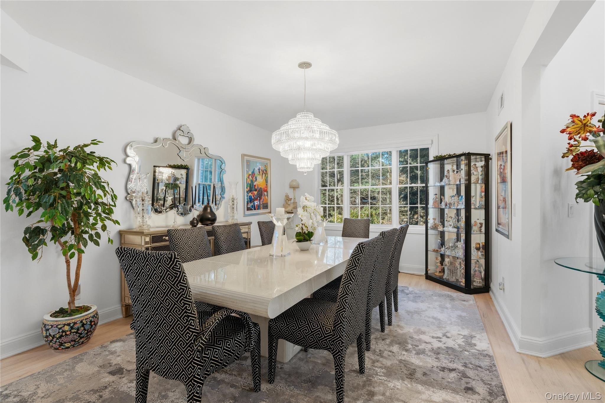 Condo Hathaway  Nassau County, NY 11030, MLS-946048-6