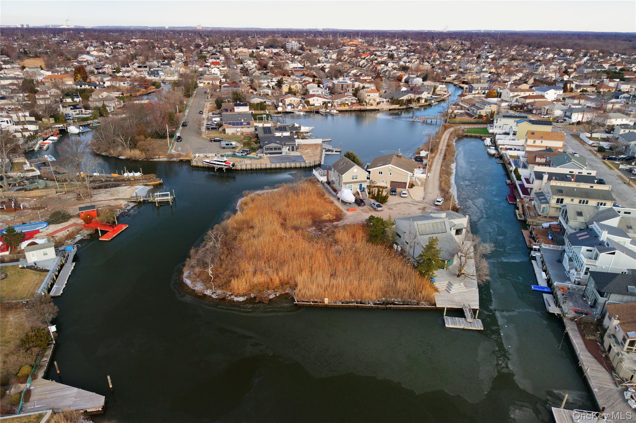 Single Family Island  Nassau County, NY 11710, MLS-946055-6