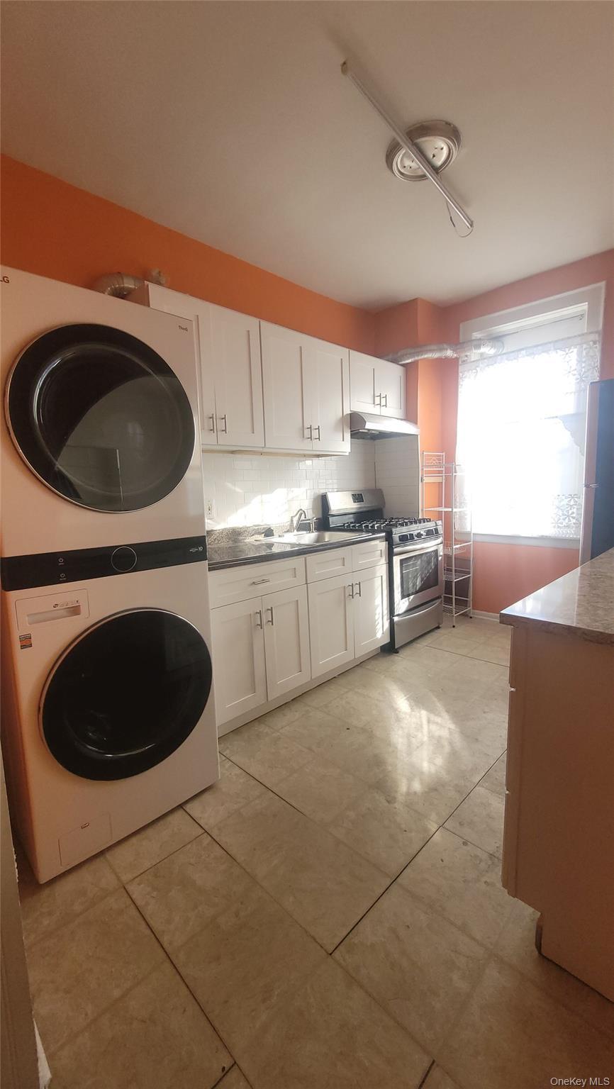 Single Family Yates  Bronx, NY 10469, MLS-946056-19