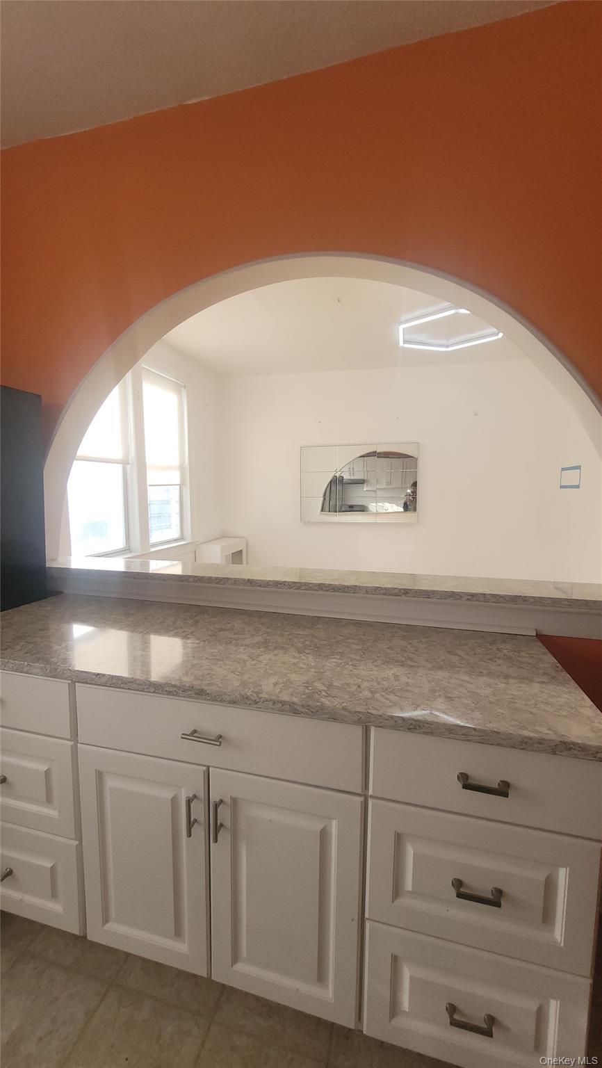 Single Family Yates  Bronx, NY 10469, MLS-946056-21