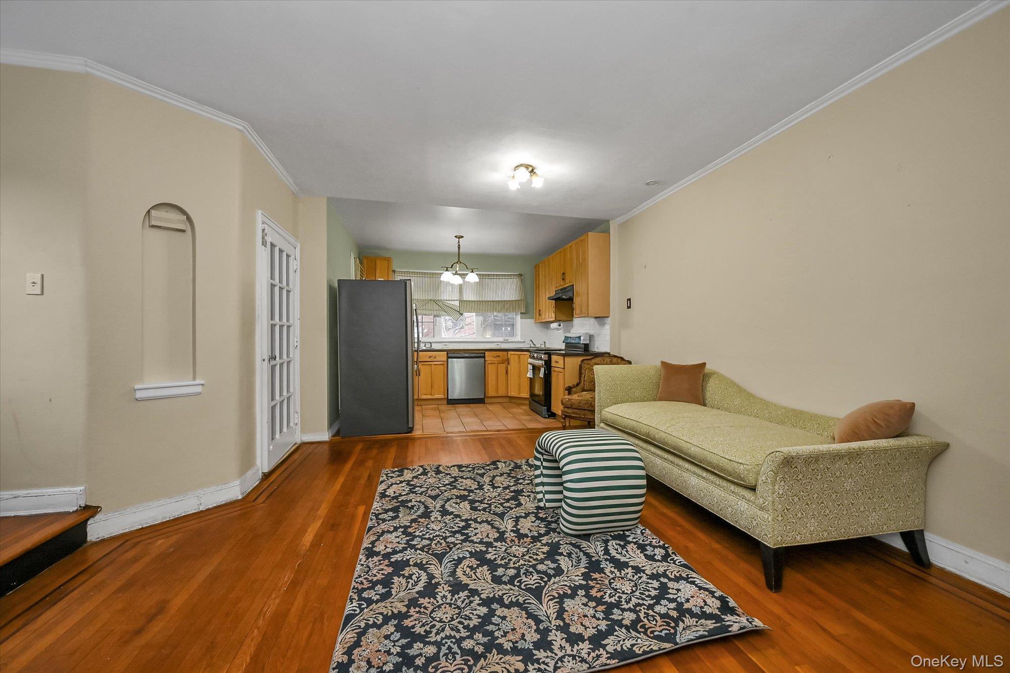 Single Family 67th  Queens, NY 11374, MLS-946066-2