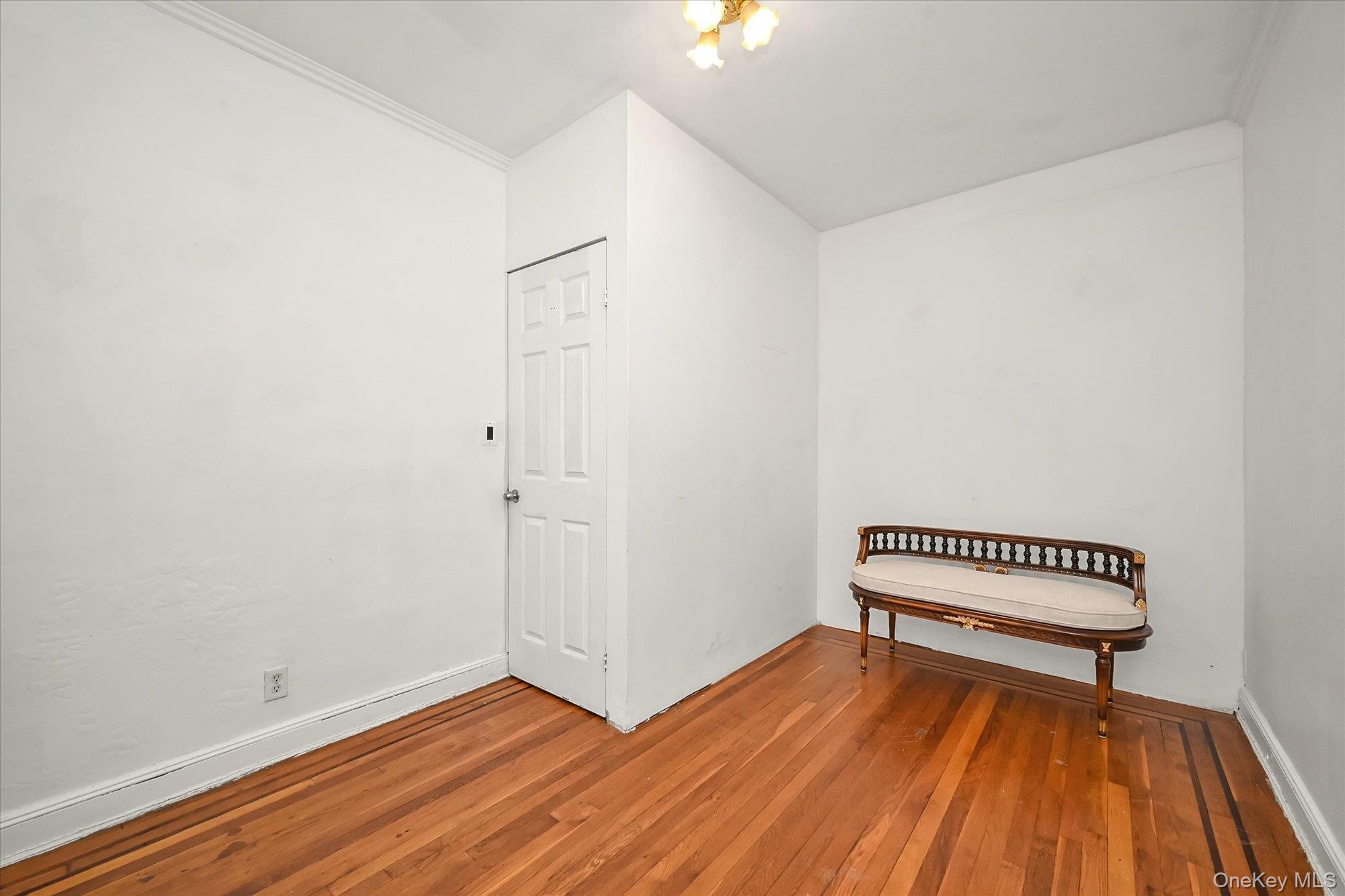 Single Family 67th  Queens, NY 11374, MLS-946066-6