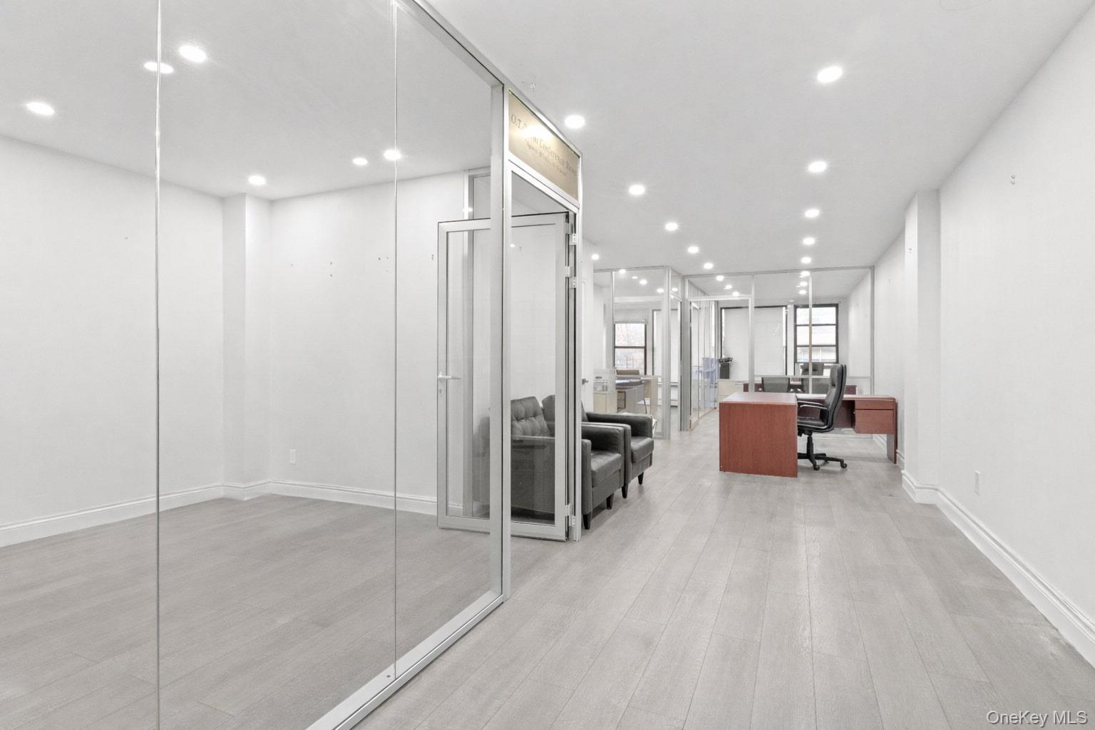 Commercial Lease 125th  Manhattan, NY 10035, MLS-946082-8