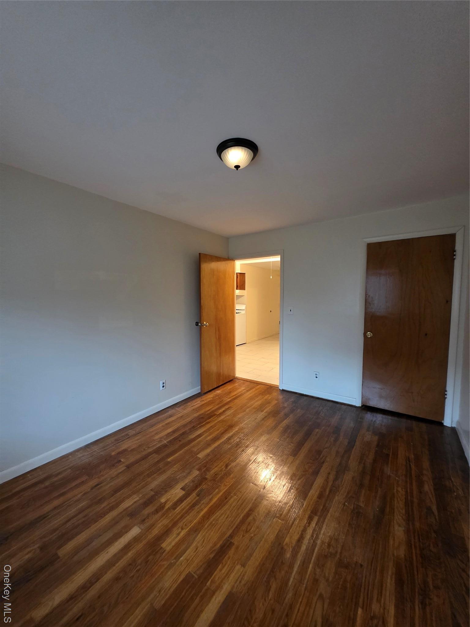 Apartment Ely  Bronx, NY 10469, MLS-946132-5