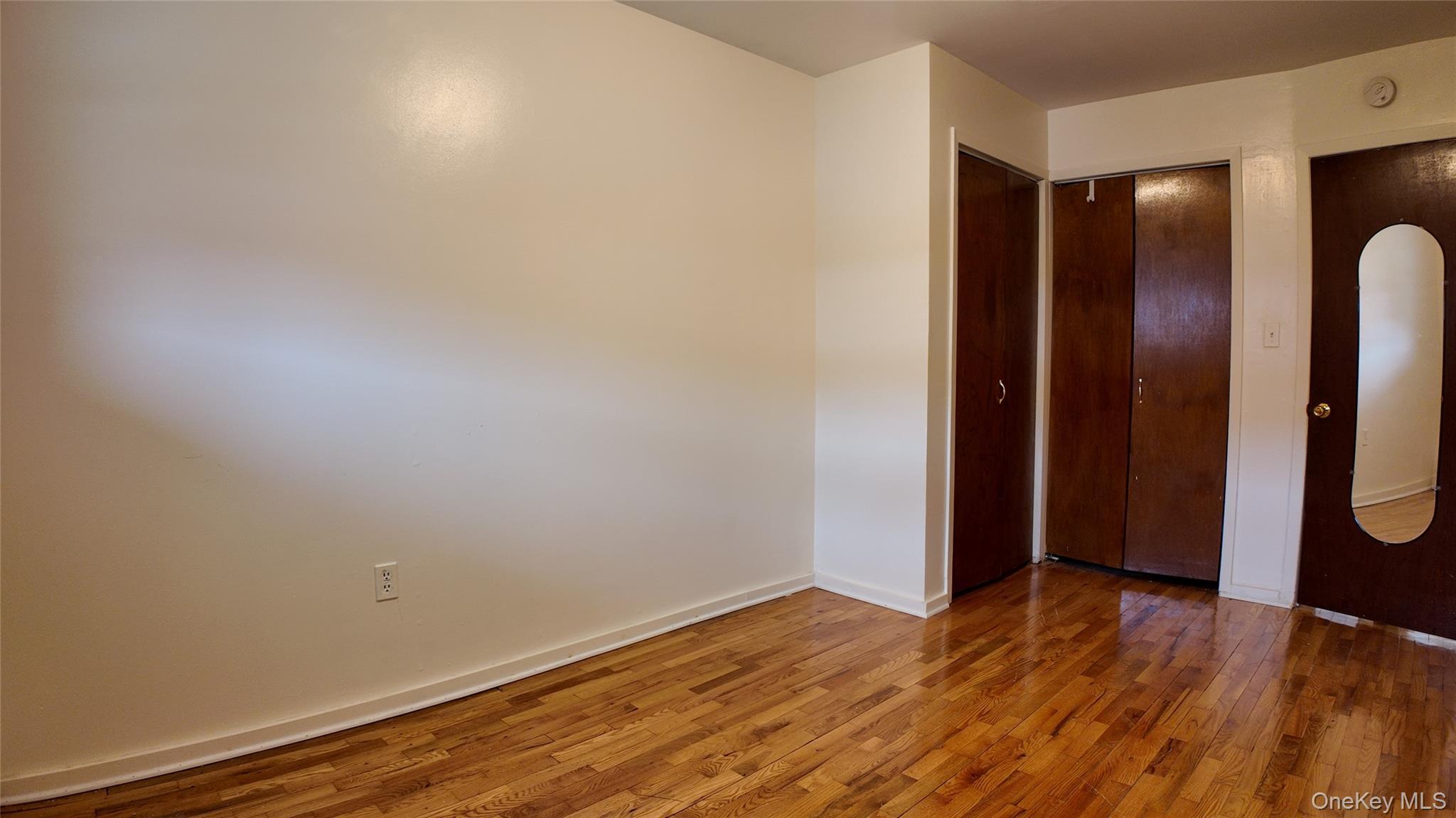 Apartment Screvin  Bronx, NY 10473, MLS-946147-12