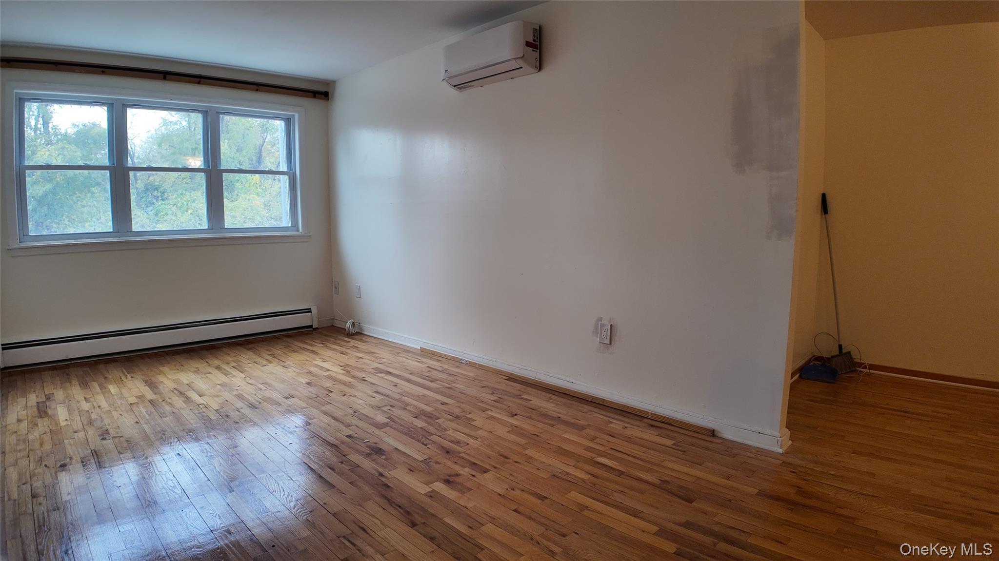 Apartment Screvin Bronx, NY 10473, MLS-946147-4