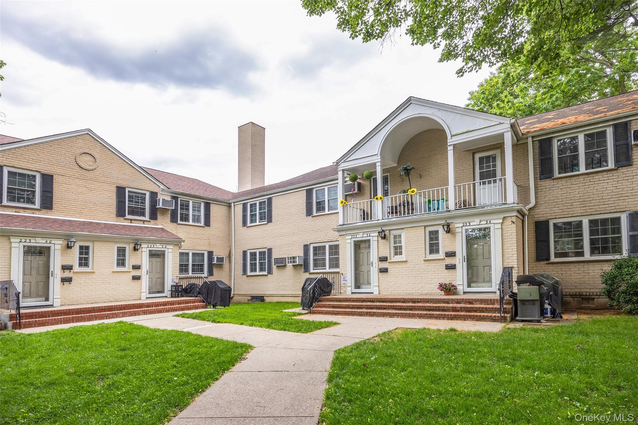 Coop 65th  Queens, NY 11364, MLS-946163-2