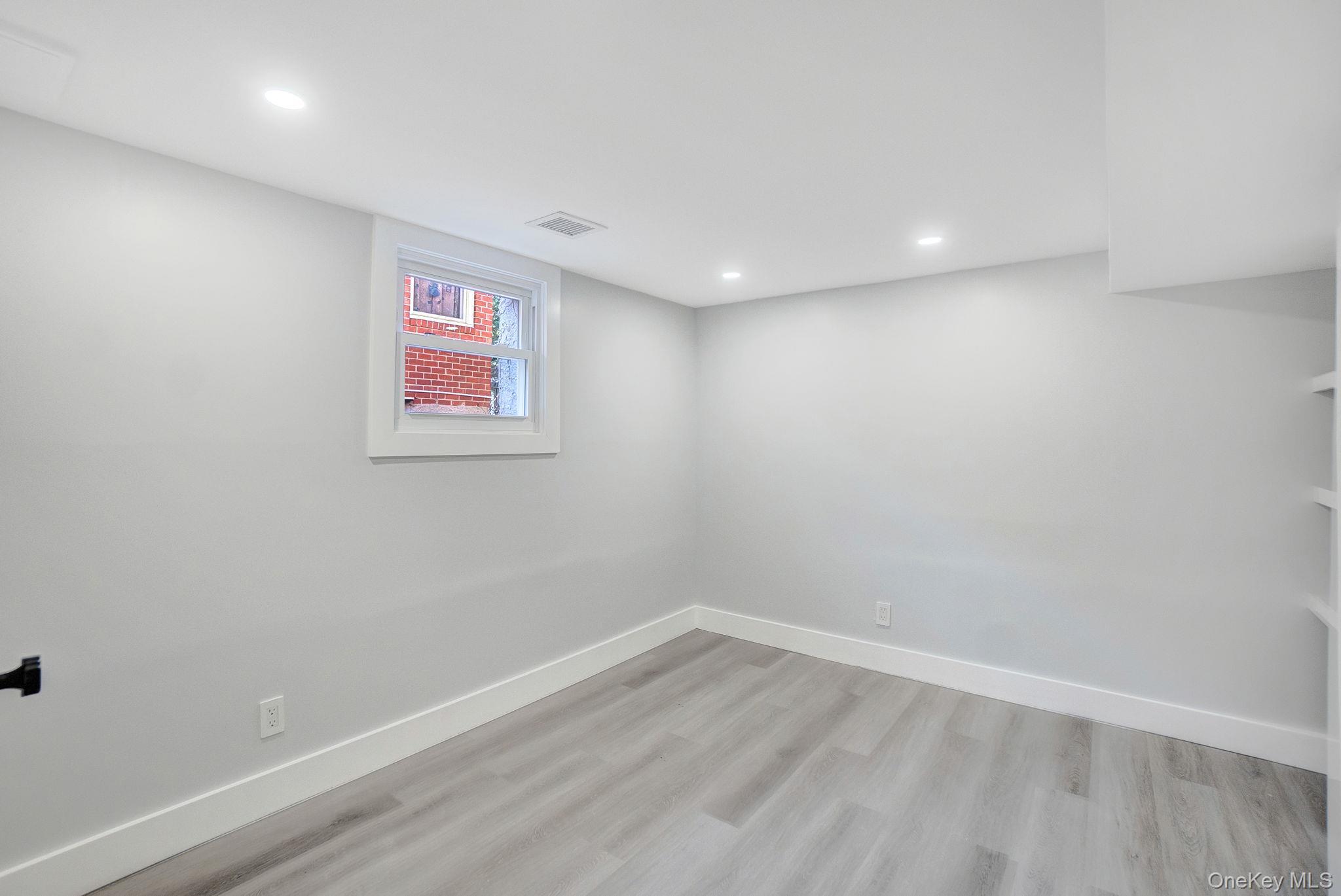 Single Family 244th  Queens, NY 11362, MLS-946181-25