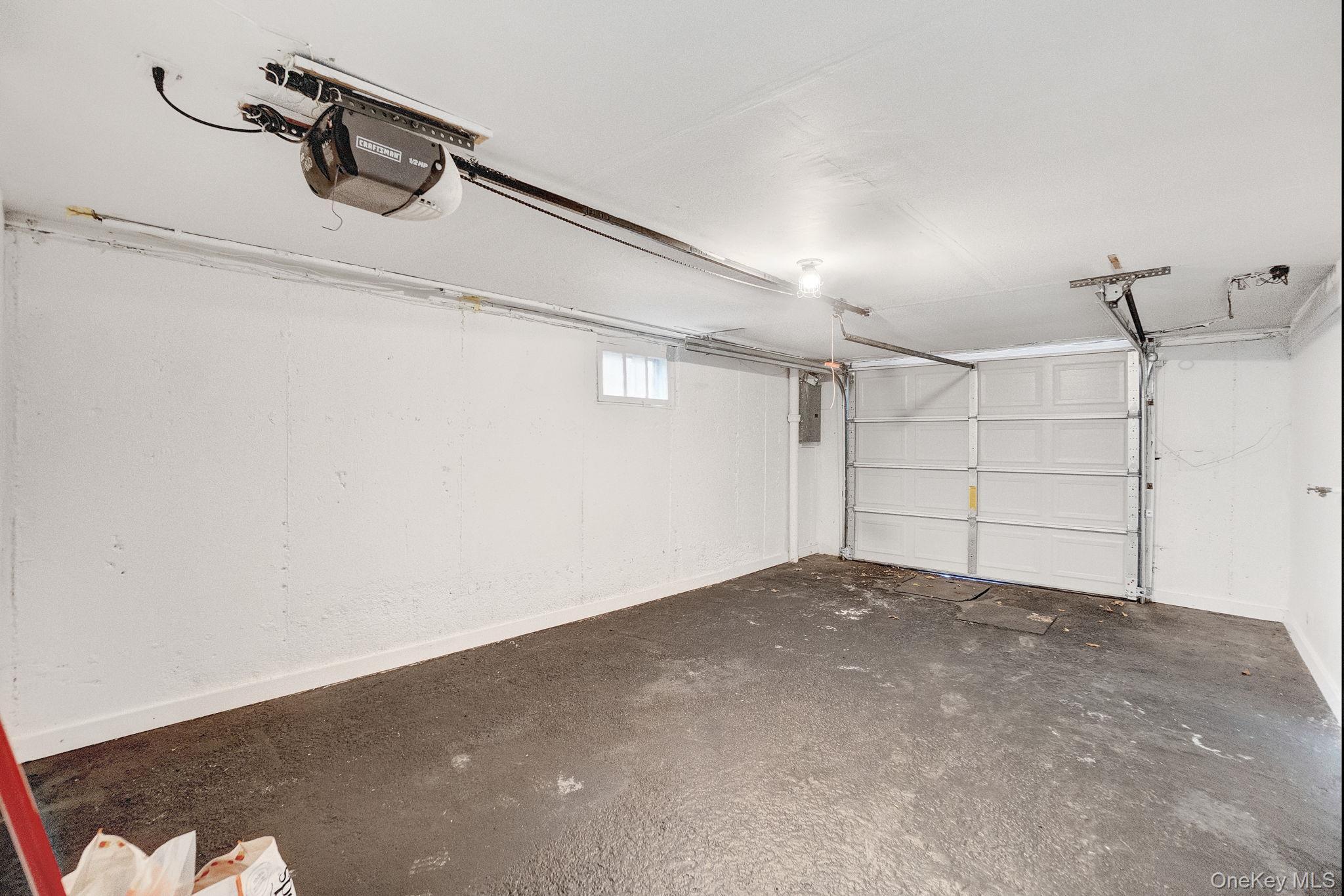 Single Family 244th  Queens, NY 11362, MLS-946181-27