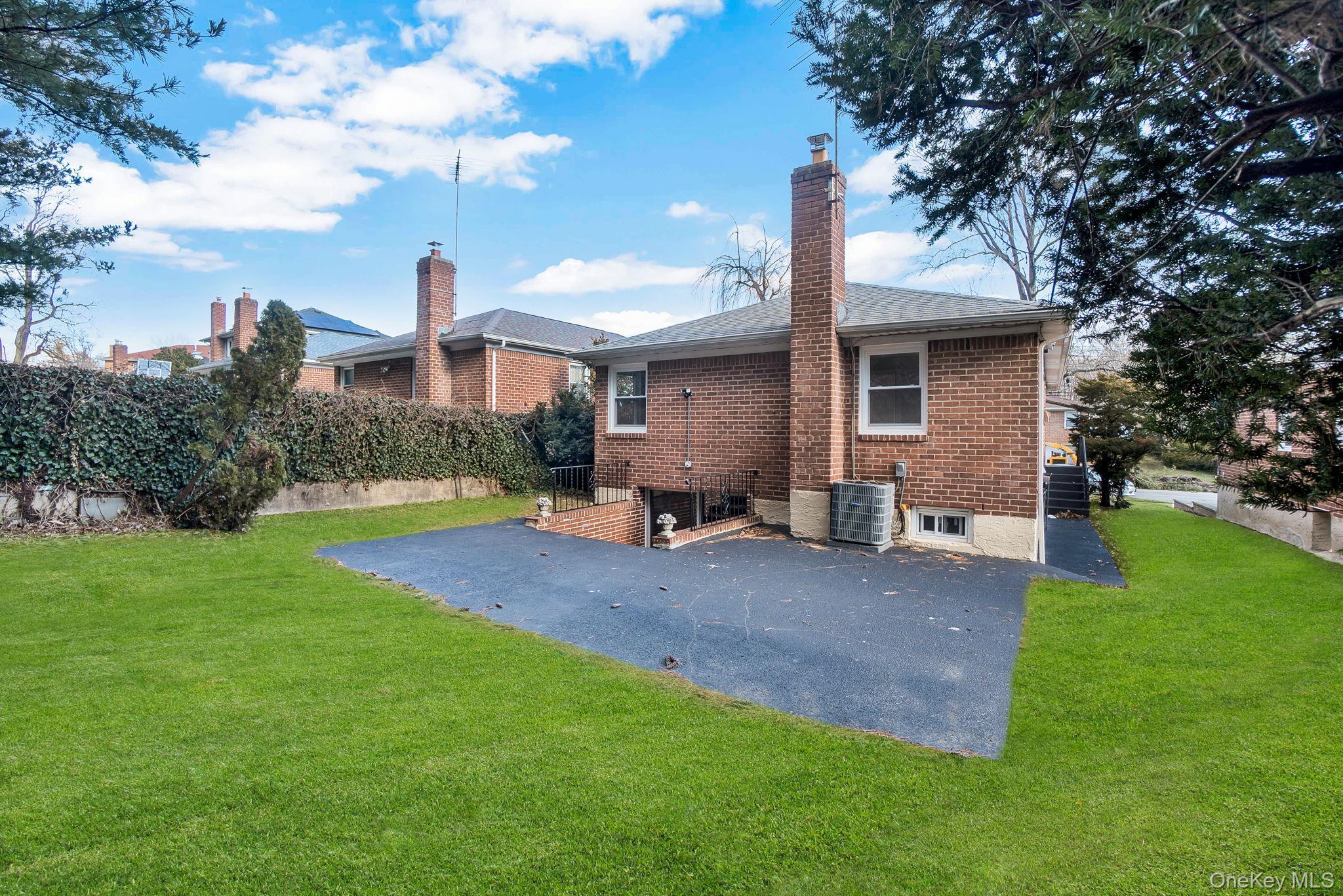 Single Family 244th  Queens, NY 11362, MLS-946181-28