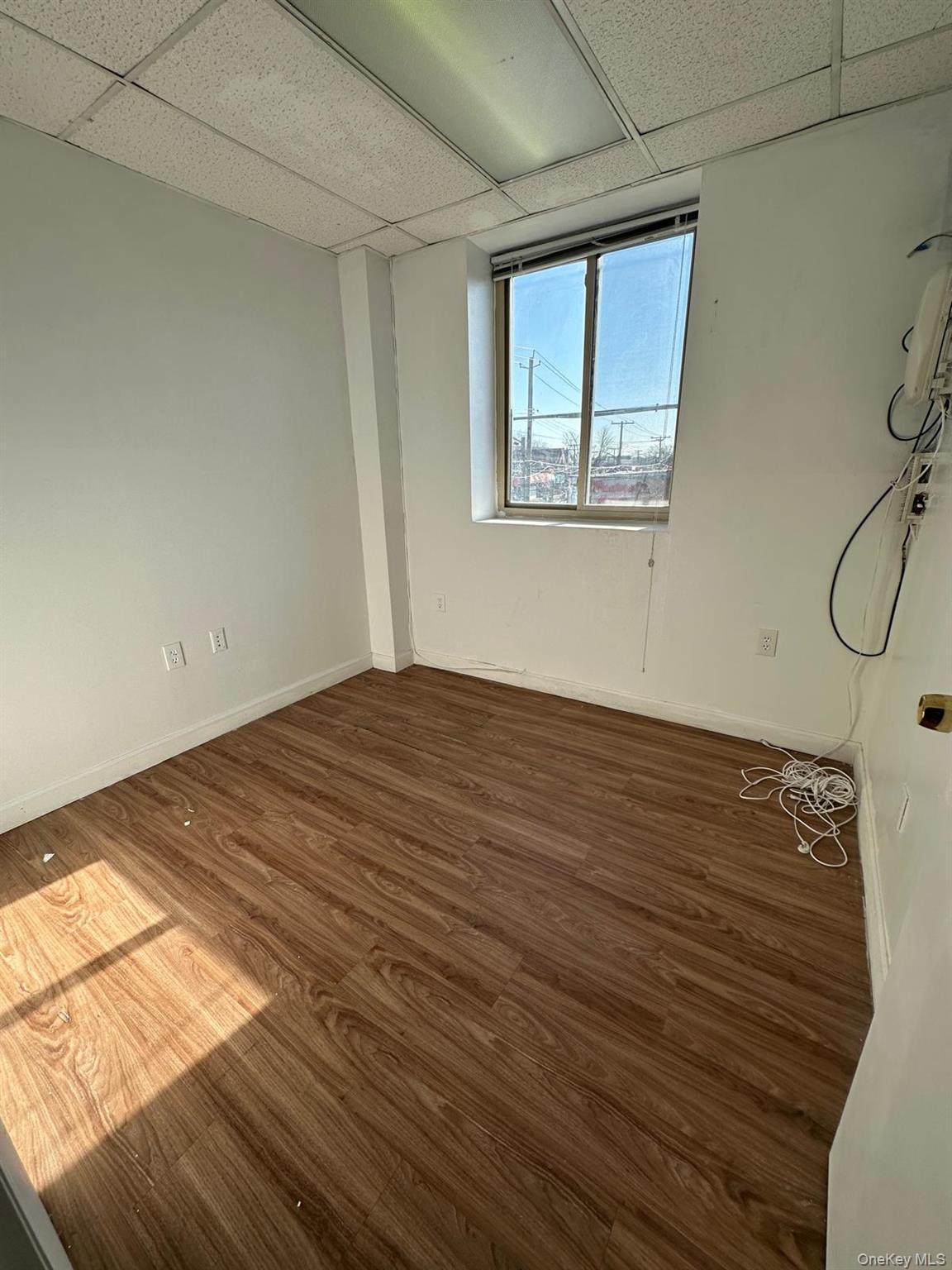 Commercial Lease Tremont Bronx, NY 10465, MLS-946198-3