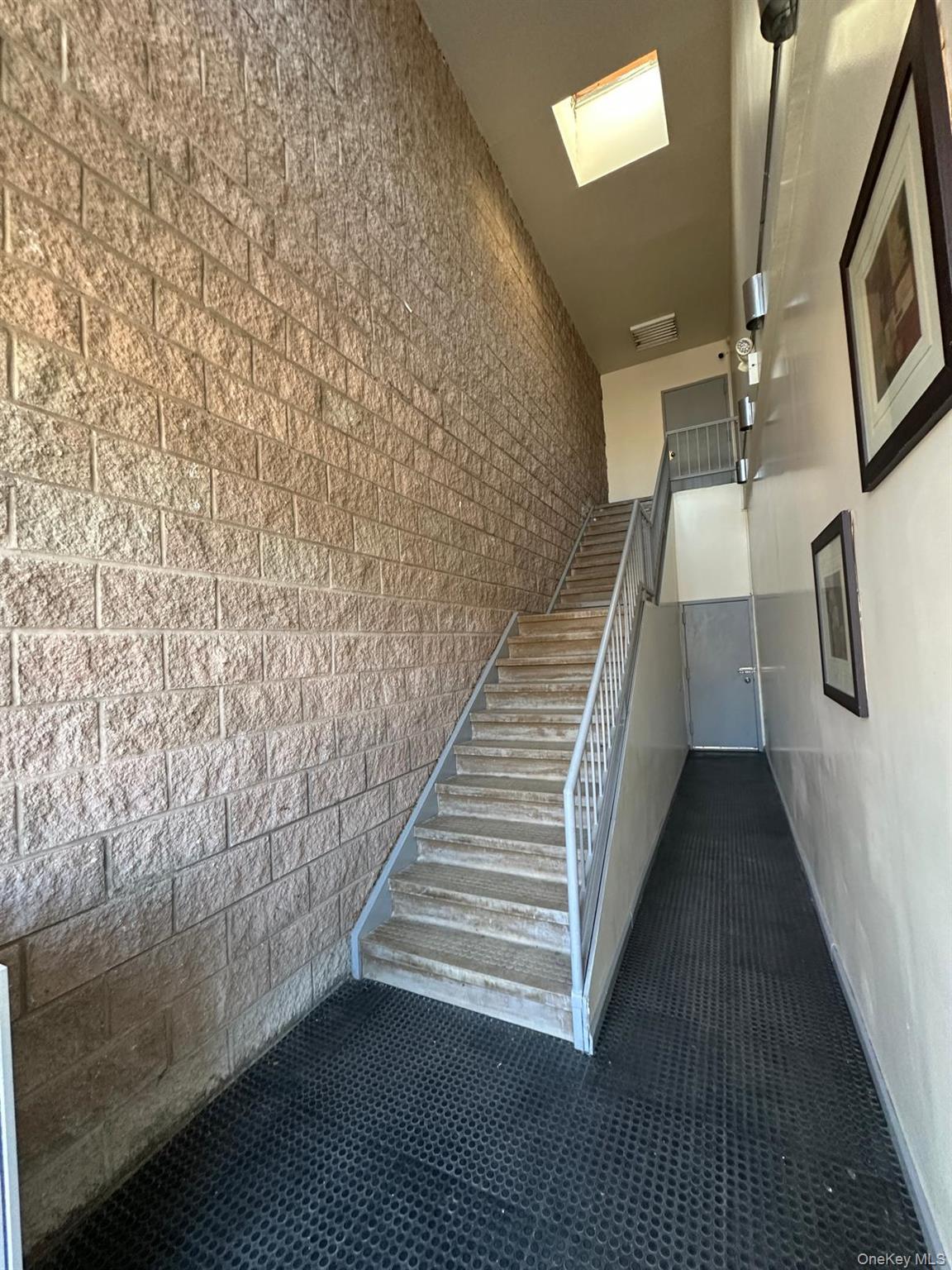 Commercial Lease Tremont Bronx, NY 10465, MLS-946198-6