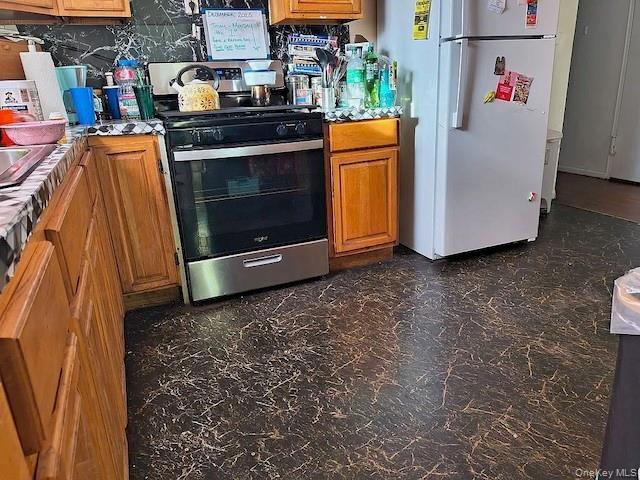 Single Family Radcliff  Bronx, NY 10469, MLS-946207-15