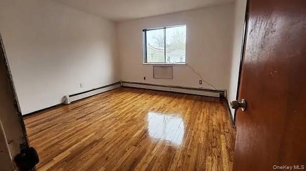 Single Family Radcliff  Bronx, NY 10469, MLS-946207-9