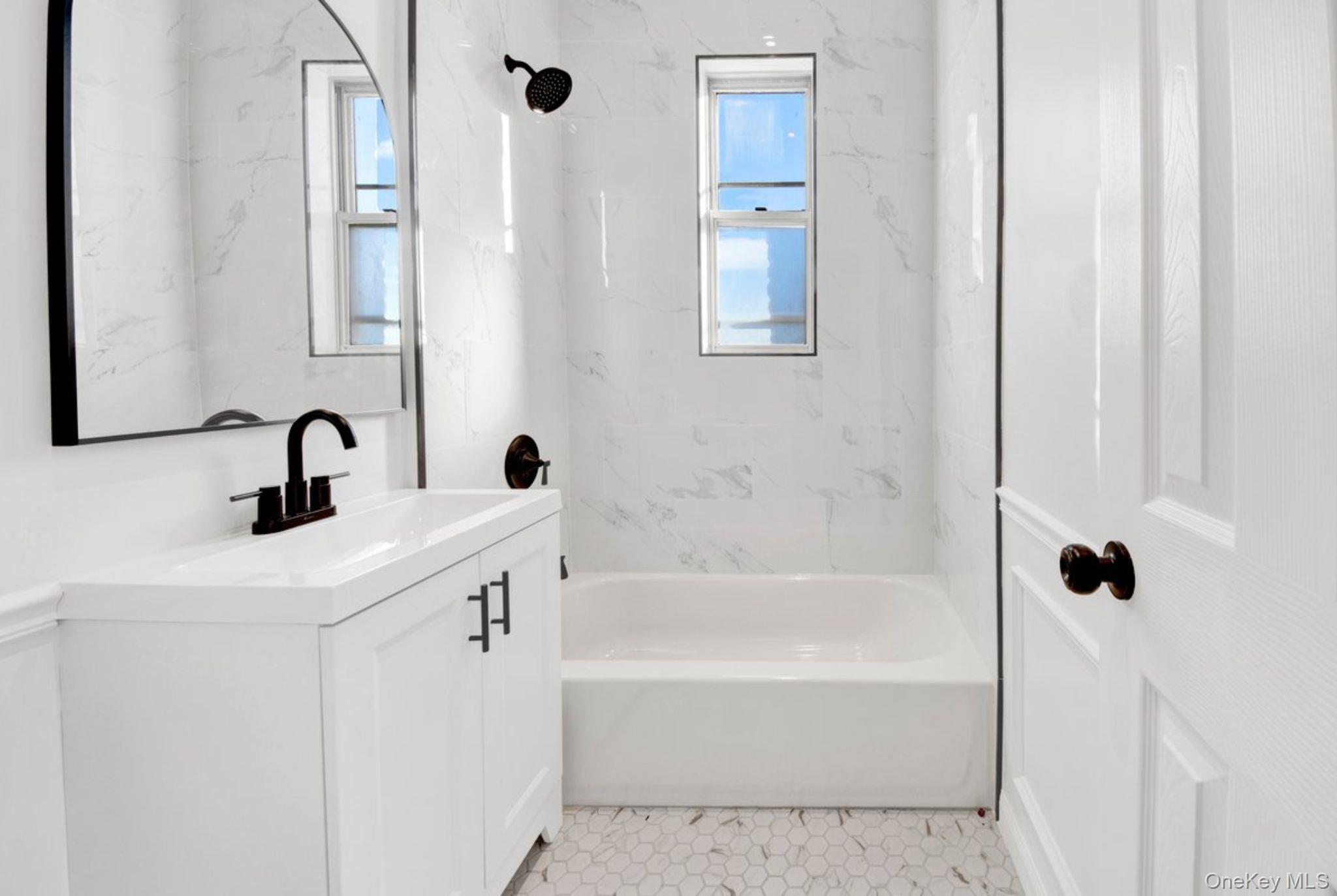 Single Family Fenton Bronx, NY 10469, MLS-946220-25