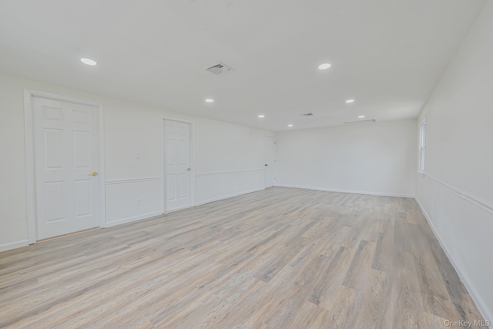 Single Family Morris Parkway  Nassau County, NY 11580, MLS-946265-17