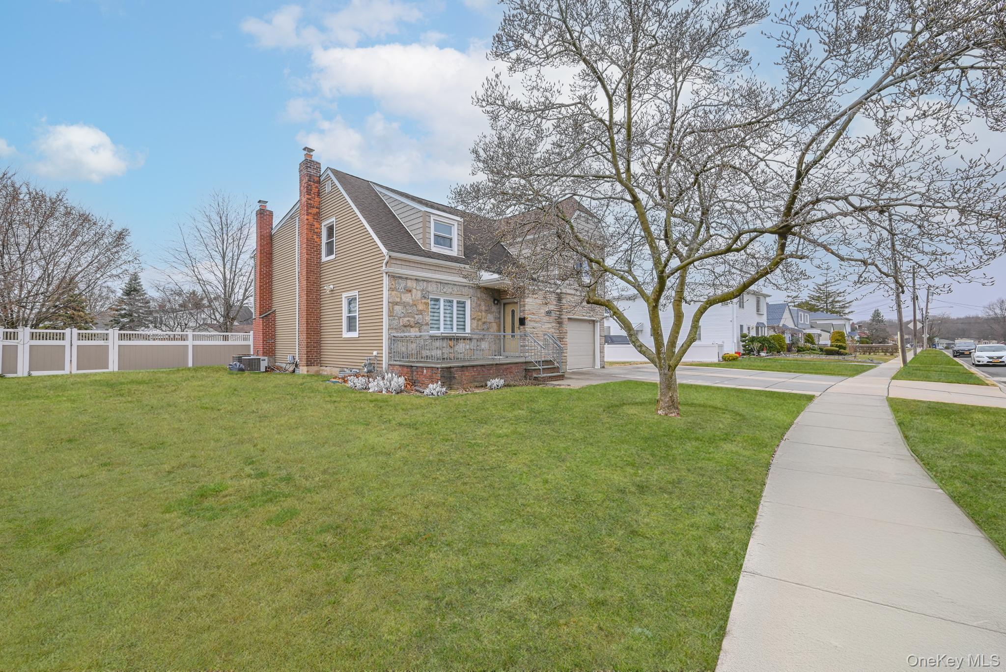 Single Family Morris Parkway  Nassau County, NY 11580, MLS-946265-2