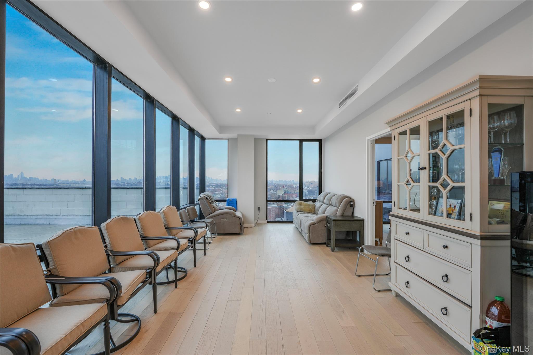 Condo Justice  Queens, NY 11373, MLS-946283-2