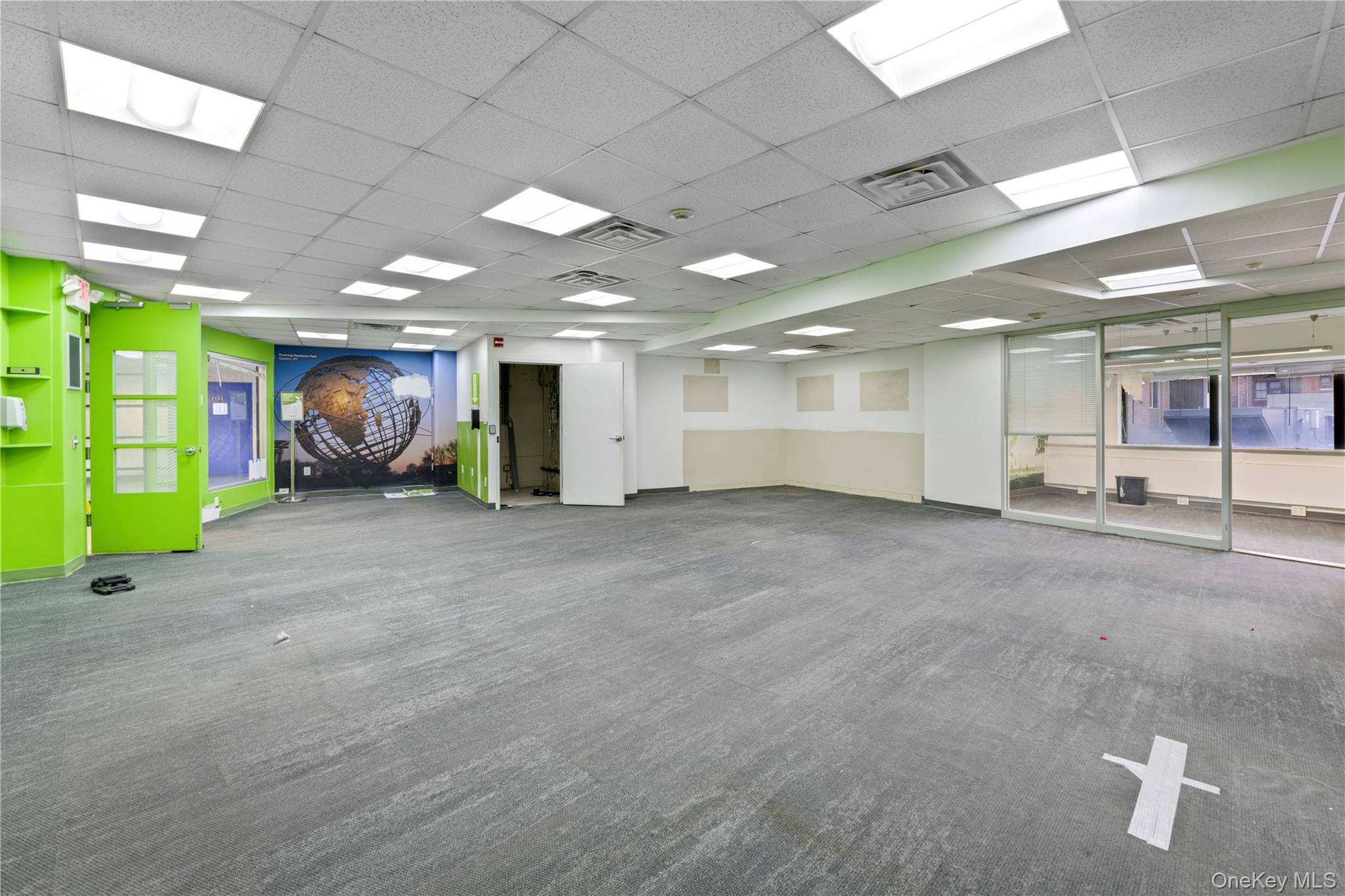 Commercial Lease Main  Queens, NY 11355, MLS-946321-21