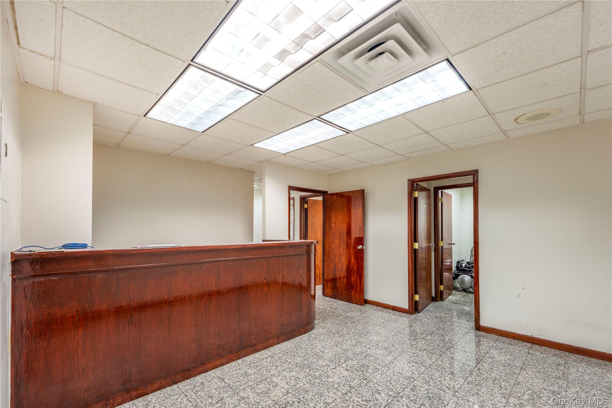 Commercial Lease Main  Queens, NY 11355, MLS-946321-5
