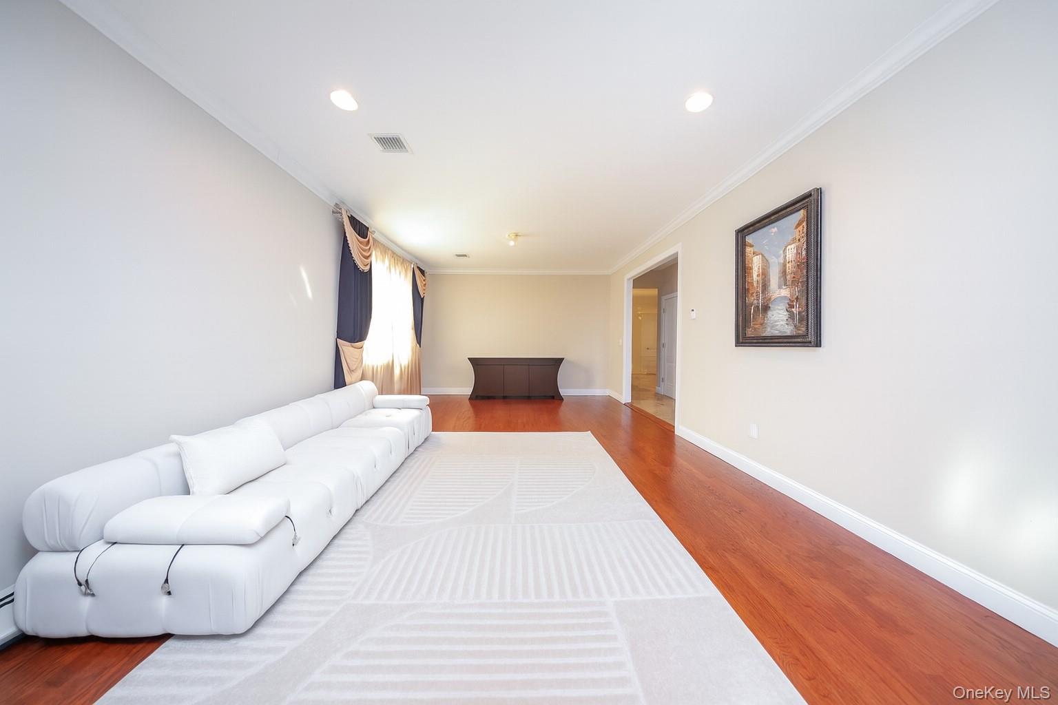 Single Family Highland  Staten Island, NY 10308, MLS-946330-14