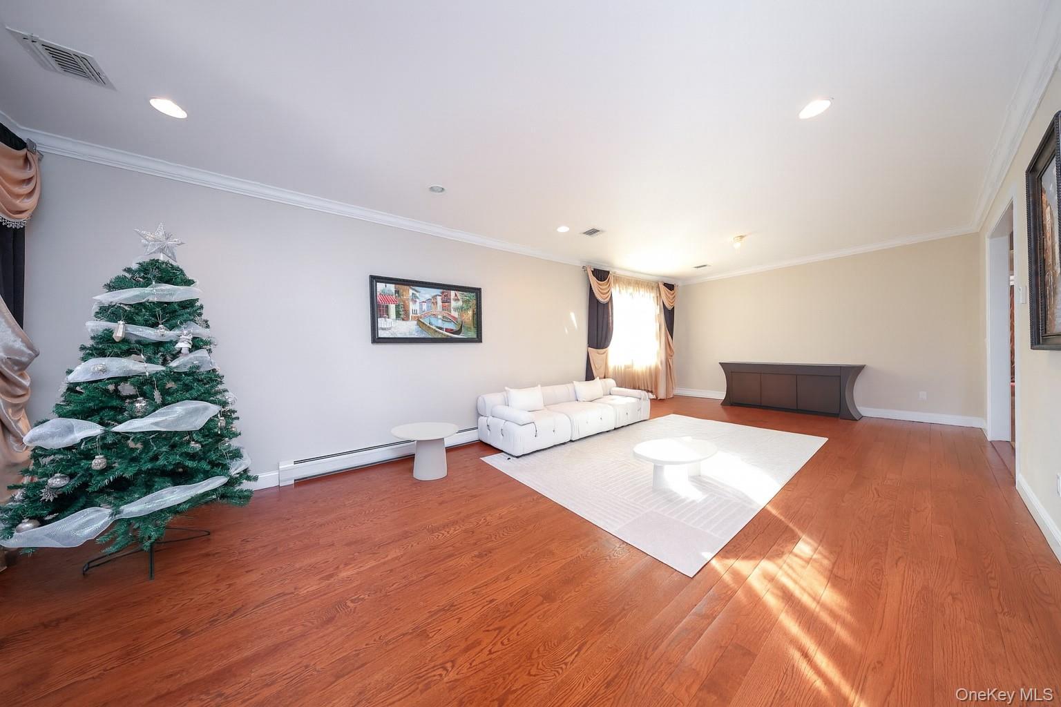 Single Family Highland  Staten Island, NY 10308, MLS-946330-4