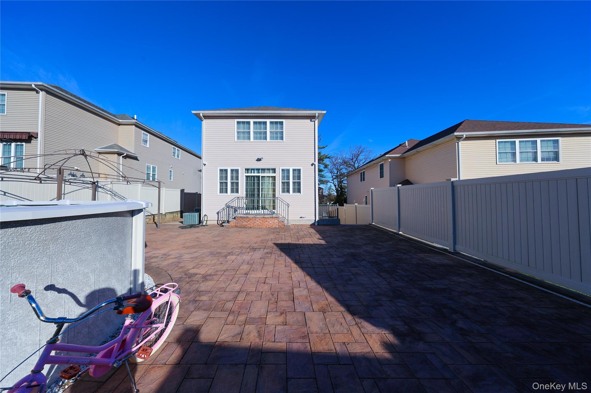 Single Family Highland  Staten Island, NY 10308, MLS-946330-42