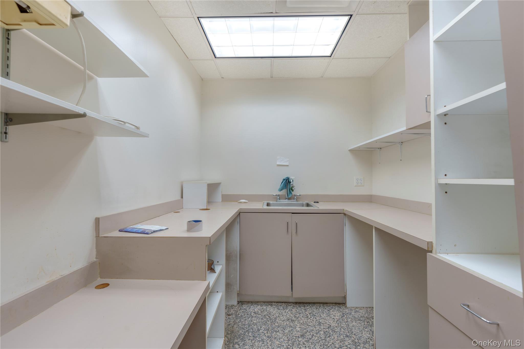 Commercial Lease Main  Queens, NY 11355, MLS-946346-8