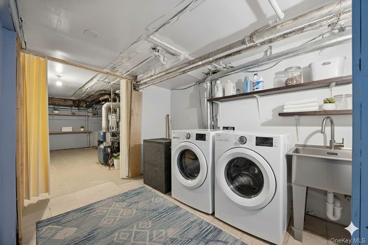 Single Family Hill  Bronx, NY 10466, MLS-946347-17