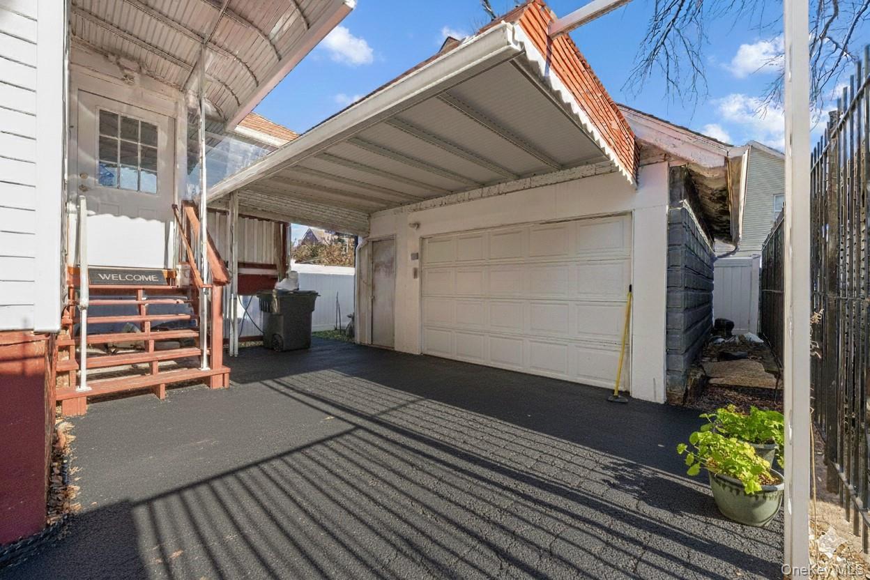 Single Family Hill  Bronx, NY 10466, MLS-946347-18