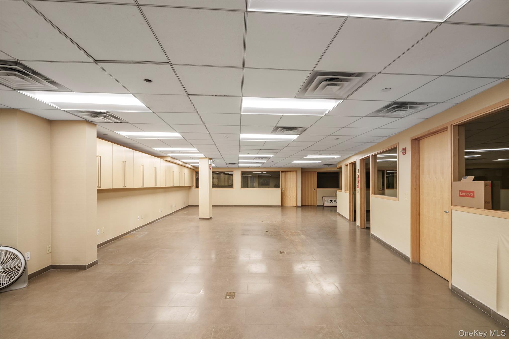 Commercial Lease Main  Queens, NY 11355, MLS-946350-43