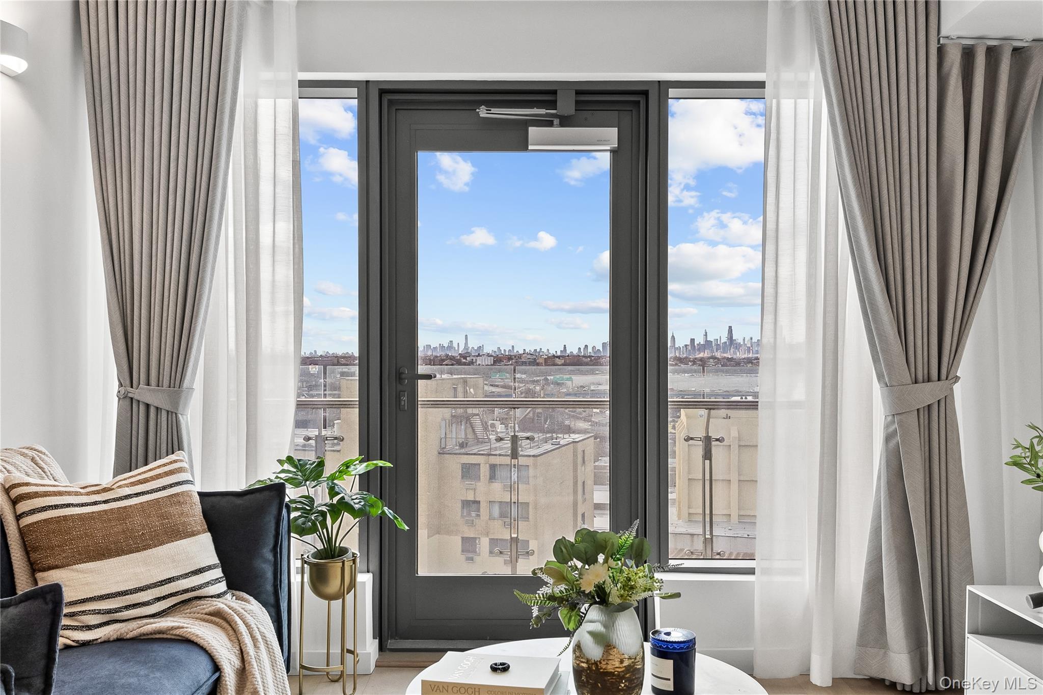 Condo Prince  Queens, NY 11354, MLS-946362-4