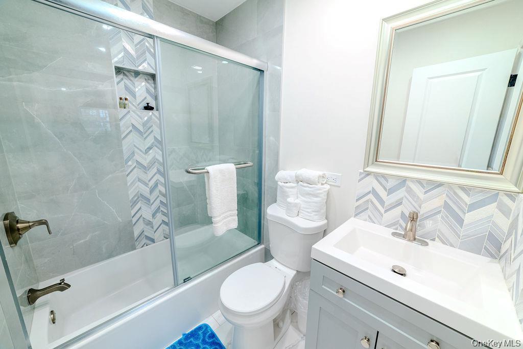 Single Family Mundy  Westchester County, NY 10550, MLS-946387-12