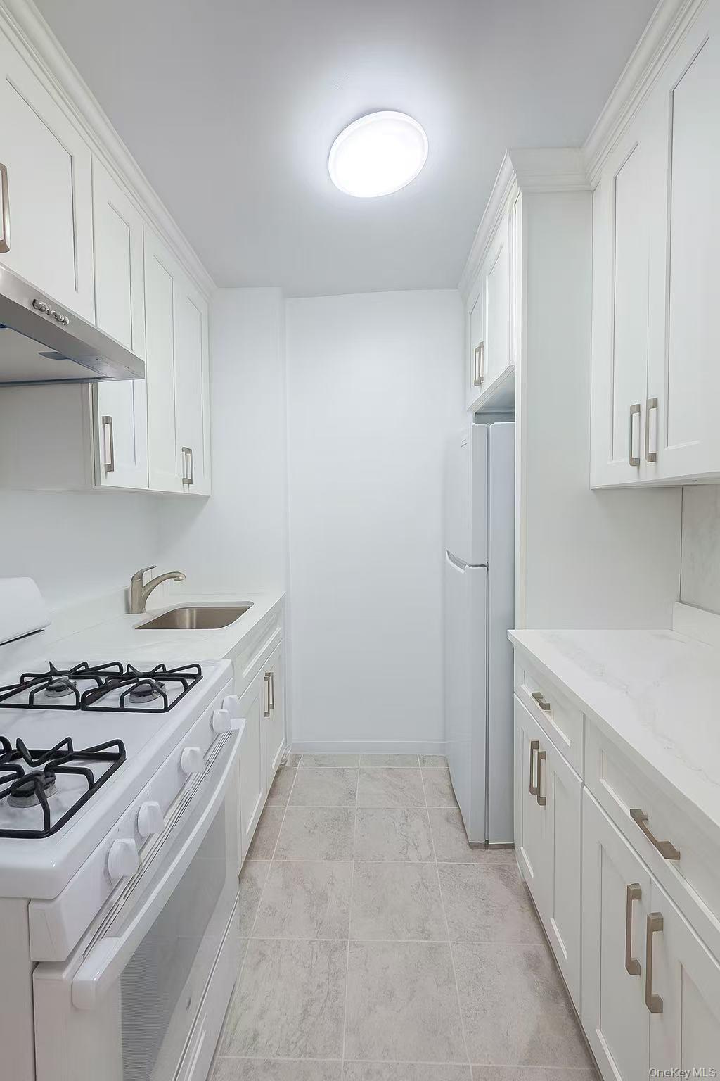 Coop Franklin  Queens, NY 11355, MLS-946395-3