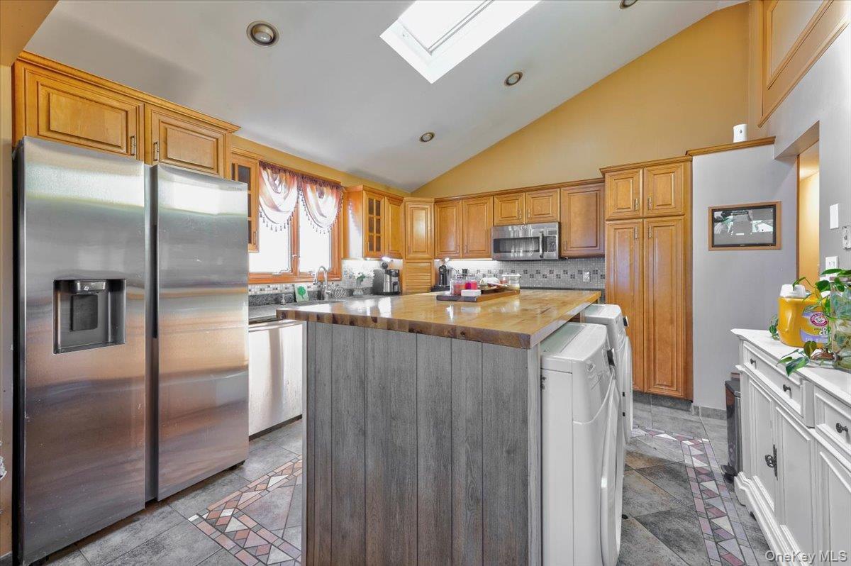 Single Family 86th Queens, NY 11414, MLS-946403-12