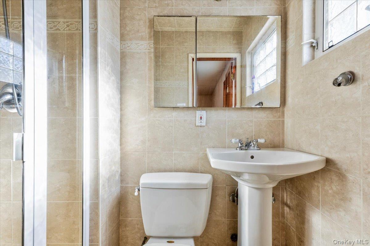 Single Family 86th Queens, NY 11414, MLS-946403-19