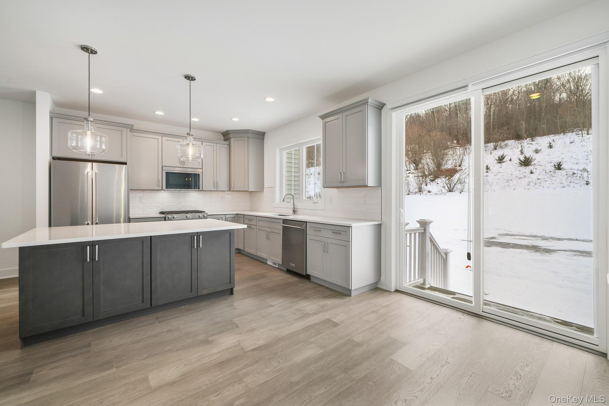 Single Family Chestnut Ridge  Dutchess County, NY 12524, MLS-946409-10