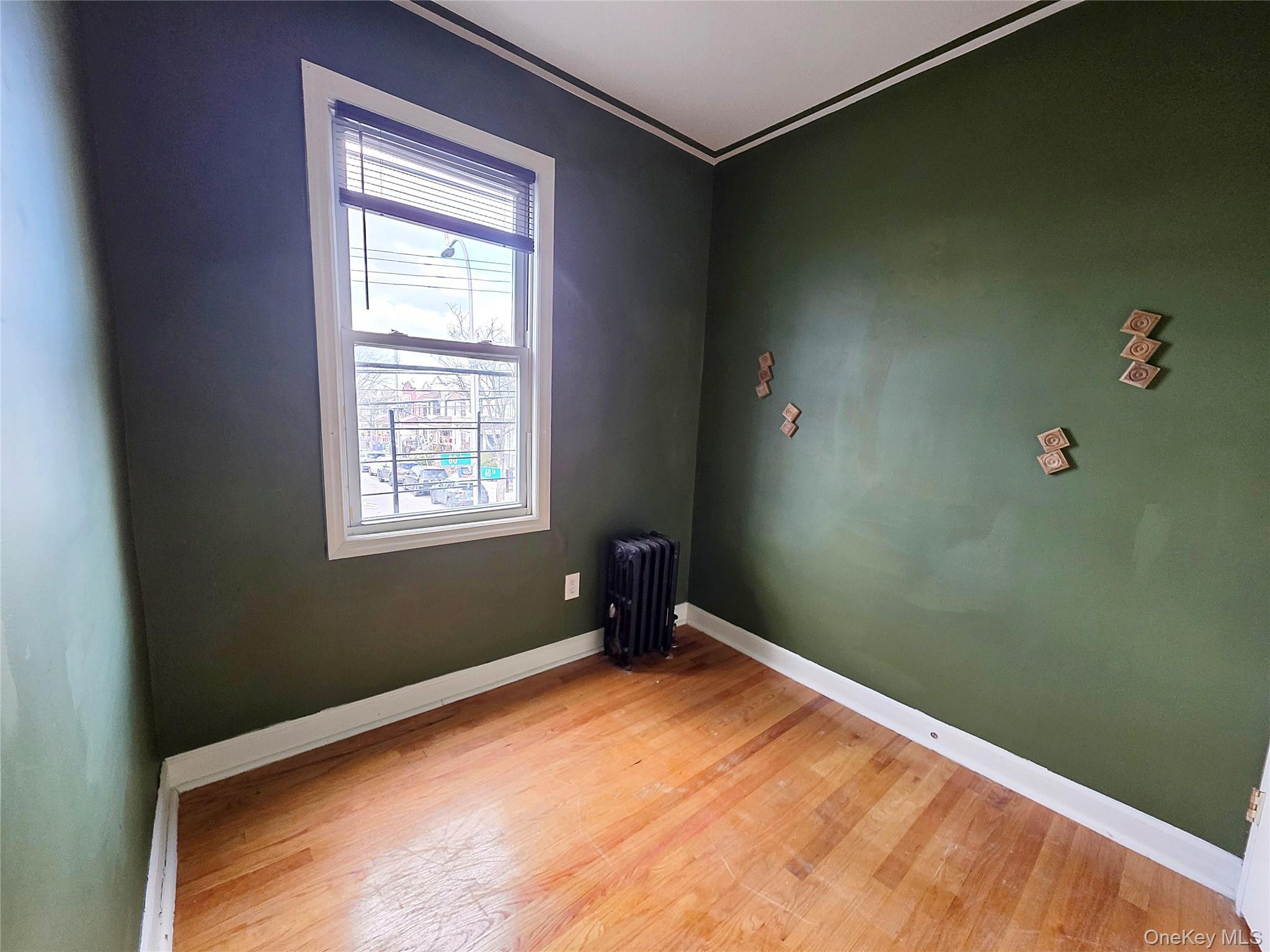 Single Family 80th  Queens, NY 11385, MLS-946416-20