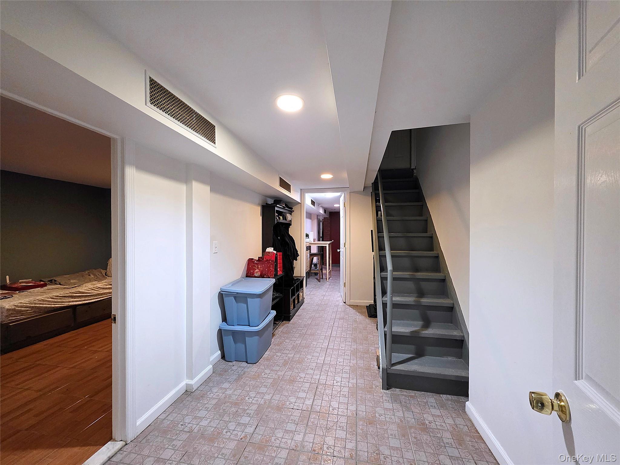 Single Family 80th  Queens, NY 11385, MLS-946416-25