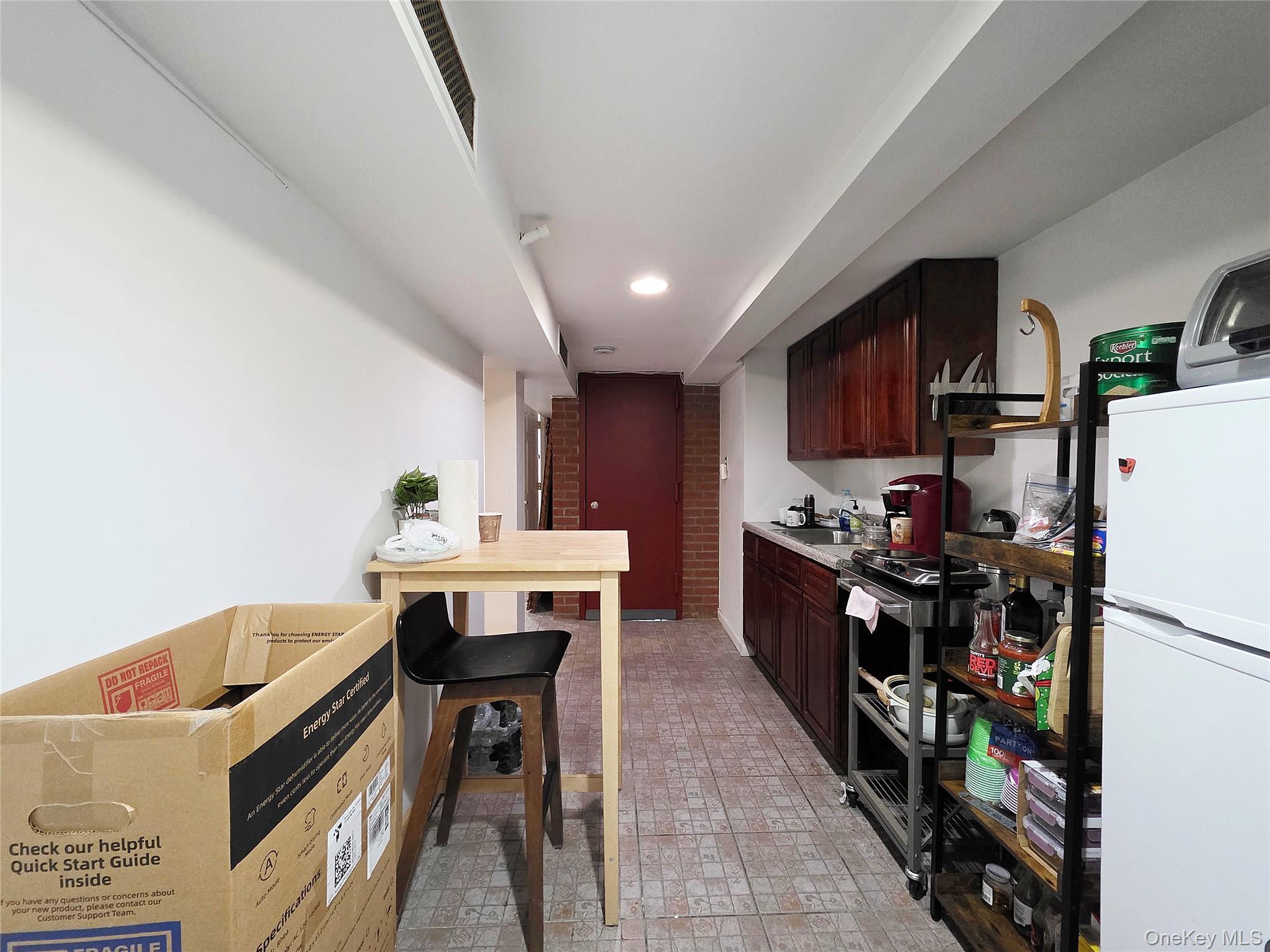 Single Family 80th  Queens, NY 11385, MLS-946416-27